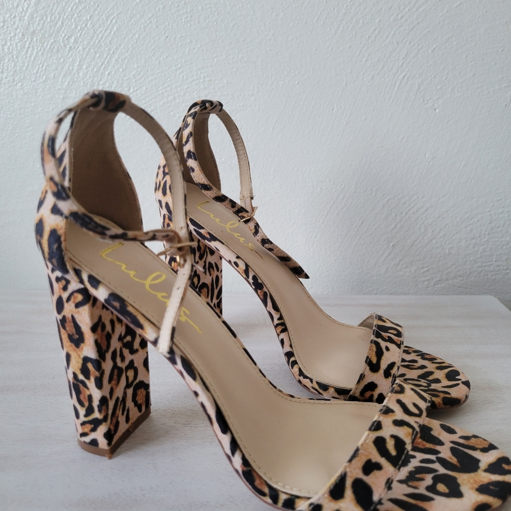 Lulas Leopard Ankle Strap Open-Toed Heeled Sandals Size 7. - Picture 3 of 6